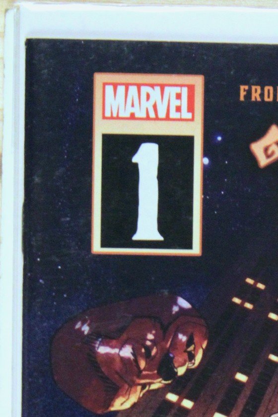 Hallows' Eve #1 – Marvel (2023) 9.6 NM+ Alex Ross cover