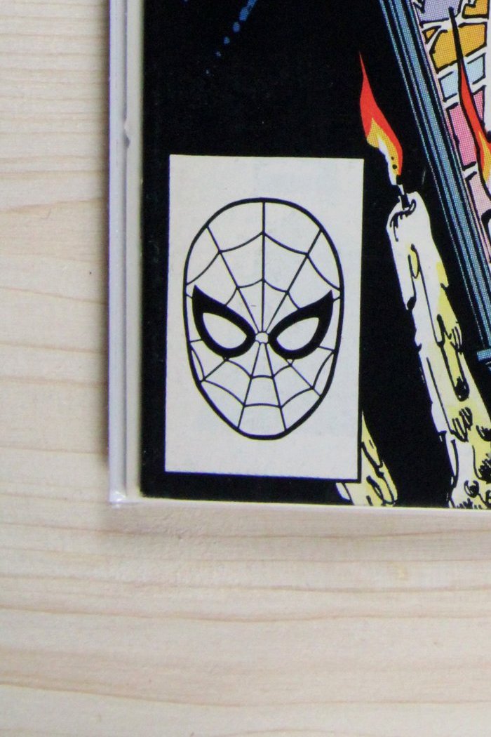 The Spectacular Spider-Man #137 – Marvel (1988) 8.5 VF+ "Captain America" Captain America No More