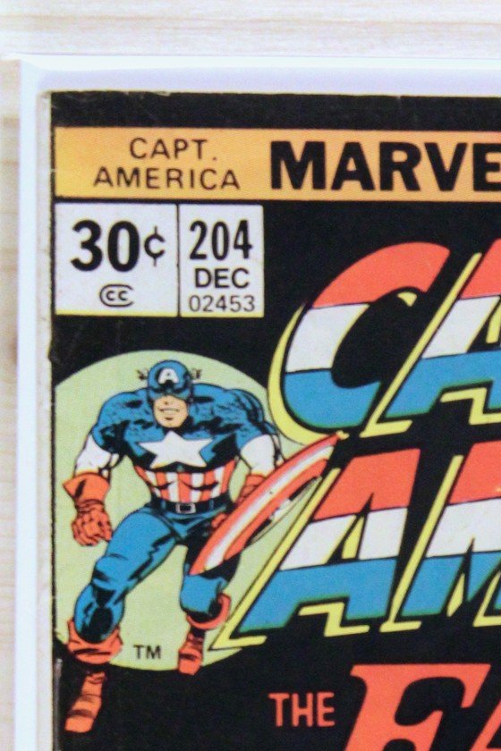 Captain America #204 – Marvel (1976) 7.0 FN/VF Jack Kirby story | Newsstand Edition