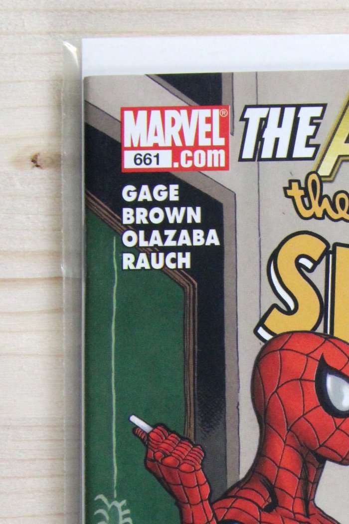 The Amazing Spider-Man #661 – Marvel (2011) 9.4 NM Spider-Island
