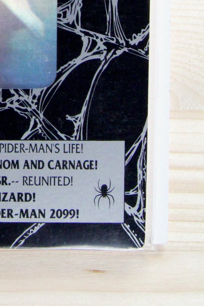 The Amazing Spider-Man #365 – Marvel (1992) 8.5 VF+ John Romita art | Stan Lee story | 30th Anniversary Super-Sized Issue with holographic cover