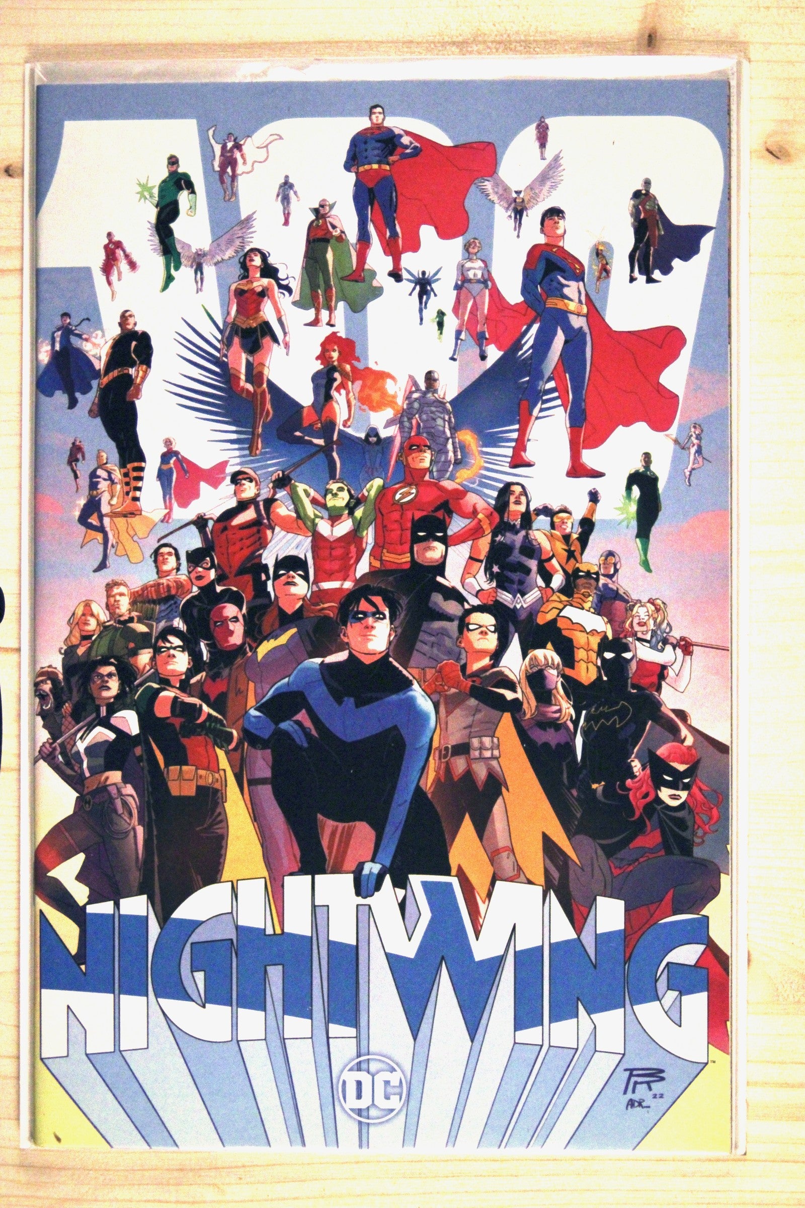 Nightwing #100 – DC (2023) 9.6 NM+ Jim Lee cover | Scott Williams cover | Milestone anniversary cover featuring a large ensemble of DC characters