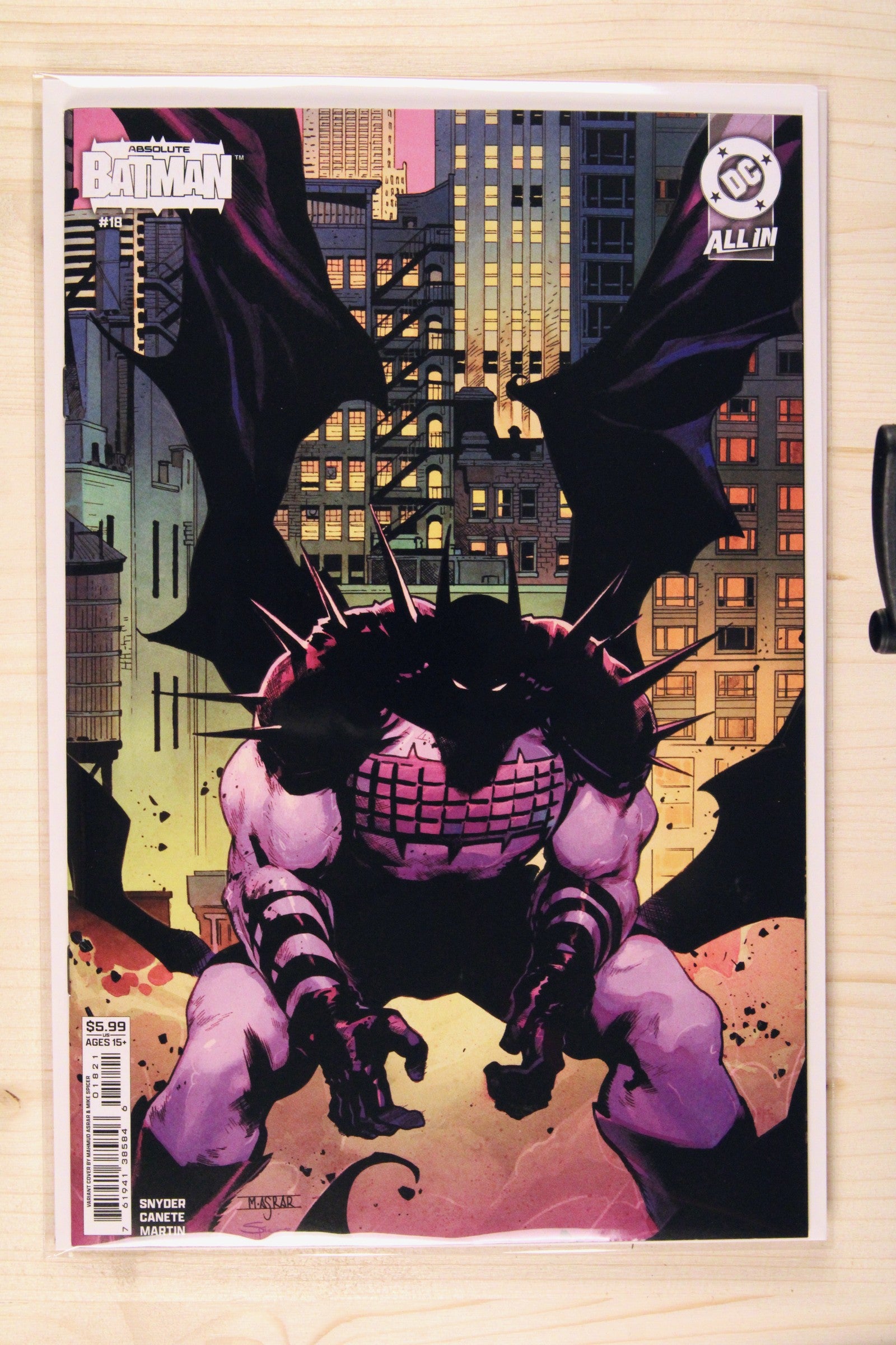 Absolute Batman #18 – DC (2026) 9.6 NM+ Asrar Variant