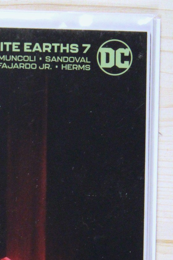Dark Crisis on Infinite Earths #7 – DC (2023) 9.6 NM+ Variant cover by Felipe Massafera
