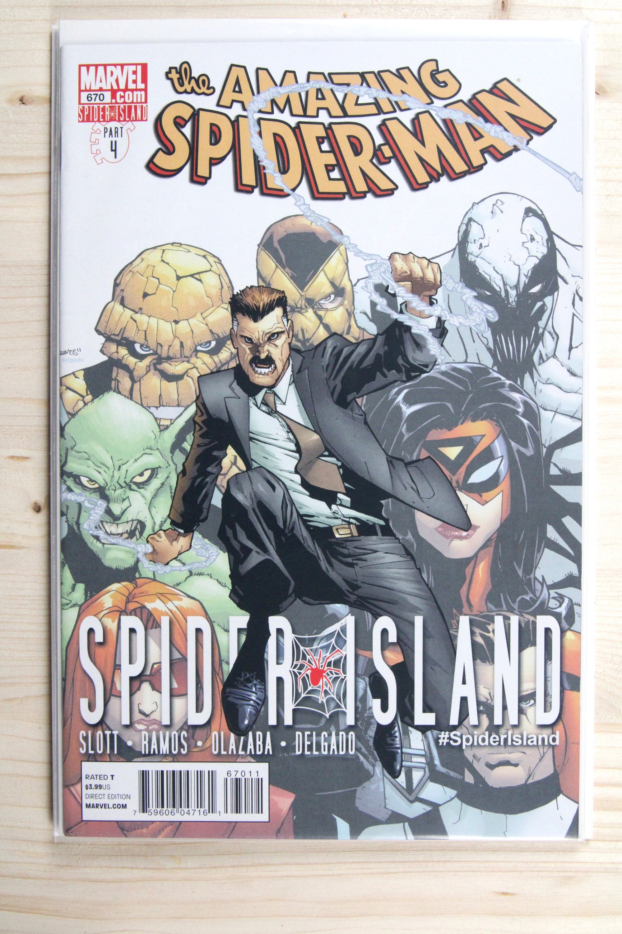 The Amazing Spider-Man #670 – Marvel (2011) 9.4 NM Spider-Island