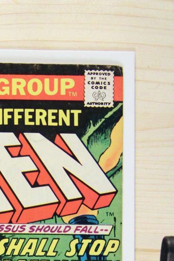 The X-Men #102 – Marvel (1976) 7.5 VF- Phoenix Saga | Chris Claremont story | Stan Lee | Newsstand Edition