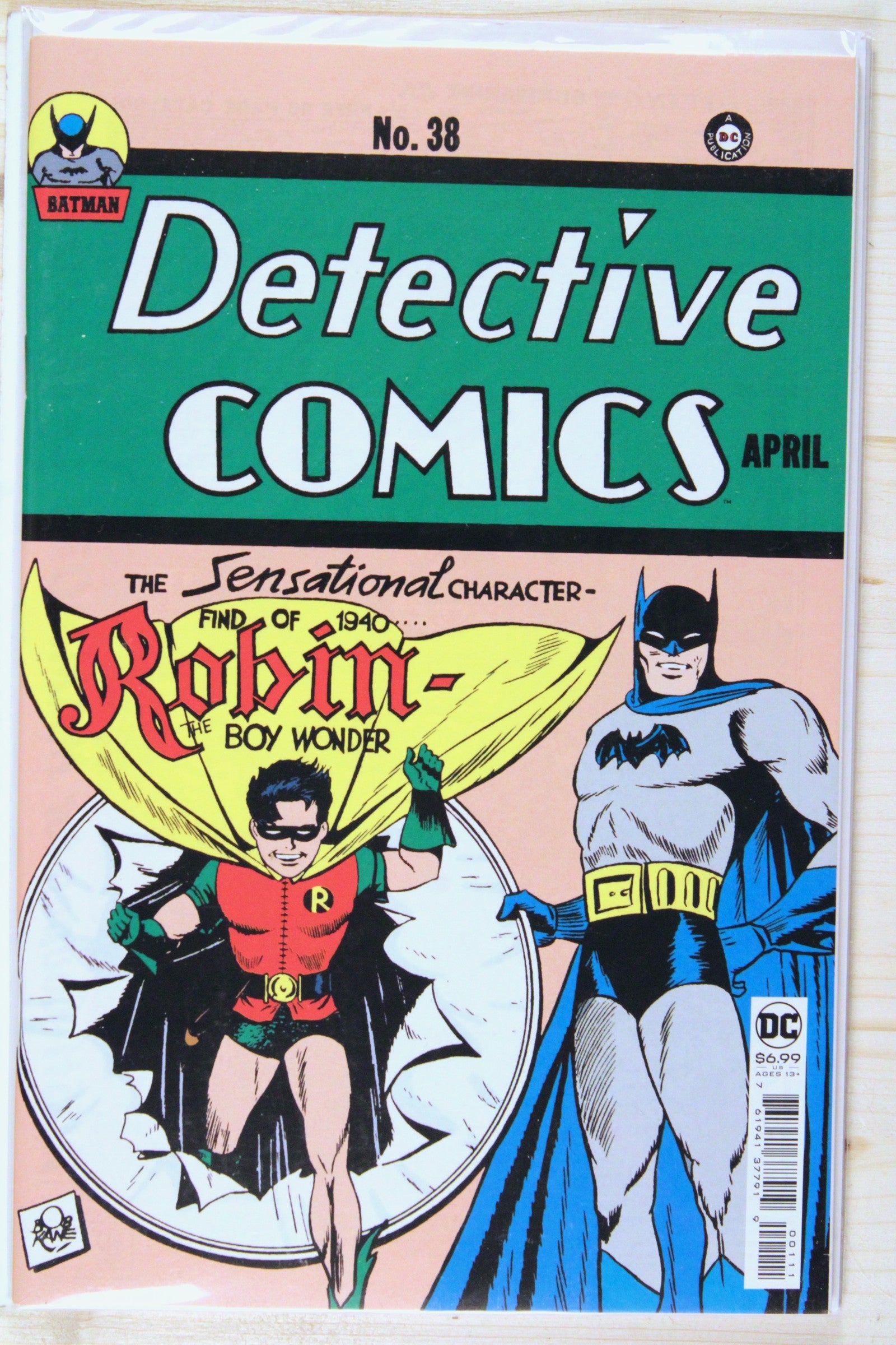 Detective Comics #38 – DC (2023) 9.6 NM+ Facsimile