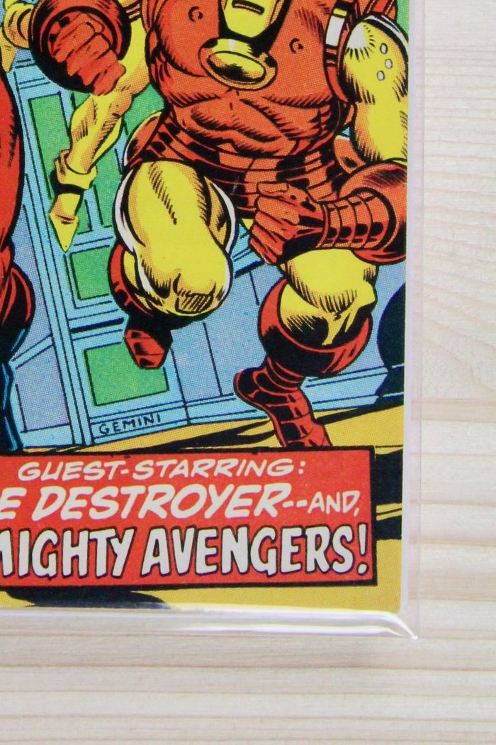 Captain Marvel #31 – Marvel (1974) 7.5 VF- Thanos War