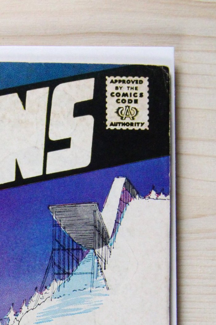 Teen Titans #24 – DC (1969) 5.0 VG/FN "Teen Titans/Outsiders" Insiders | Geoff Johns story