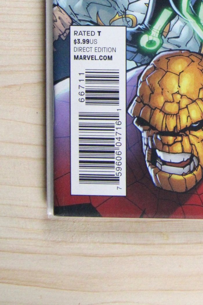 The Amazing Spider-Man #667 – Marvel (2011) 9.4 NM Spider-Island