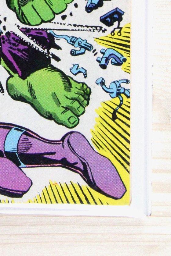 The Incredible Hulk #235 – Marvel (1979) 8.0 VF Steve Ditko cover | Newsstand Edition