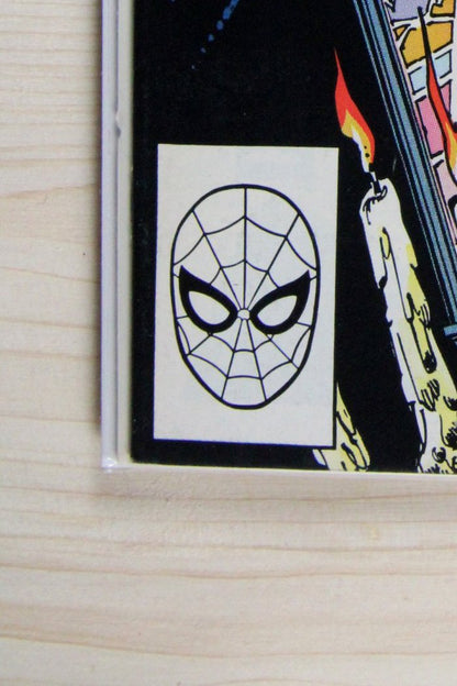 The Spectacular Spider-Man #137 – Marvel (1988) 8.5 VF+ "Captain America" Captain America No More
