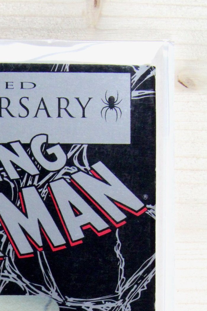 The Amazing Spider-Man #365 – Marvel (1992) 8.5 VF+ John Romita art | Stan Lee story | 30th Anniversary Super-Sized Issue with holographic cover