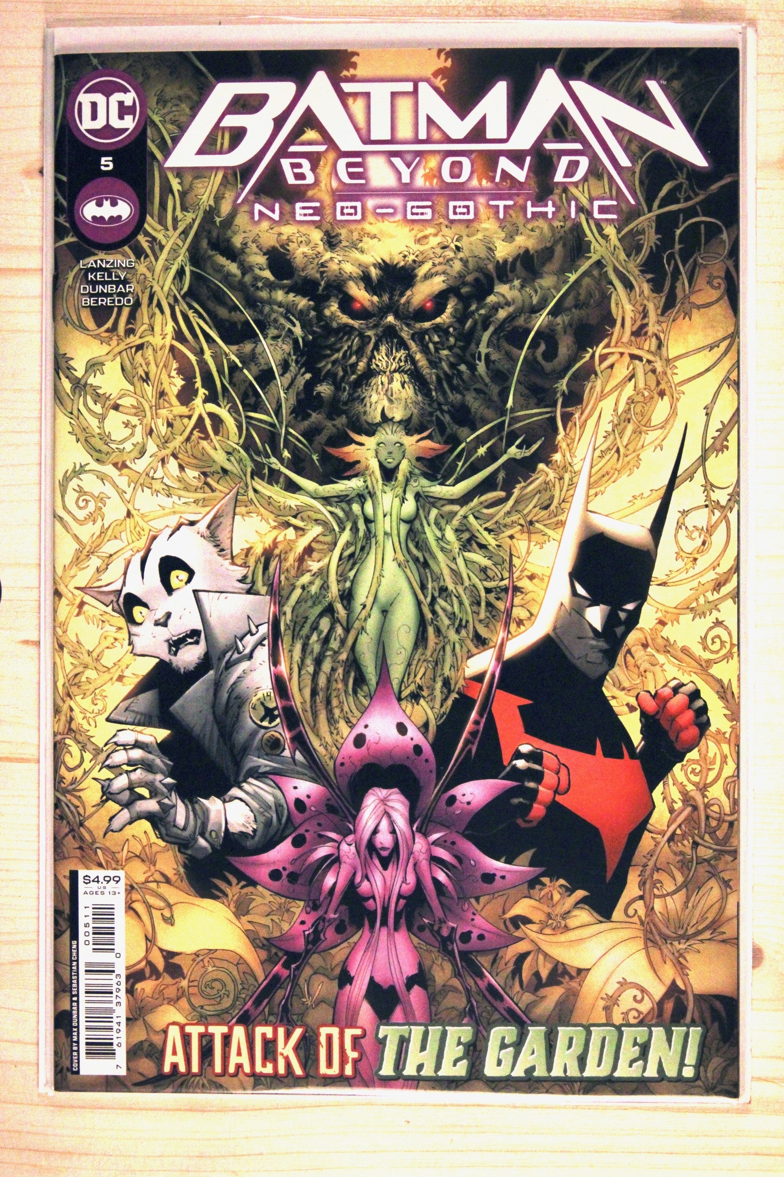 Batman Beyond: Neo-Gothic #5 – DC (2024) 9.6 NM+