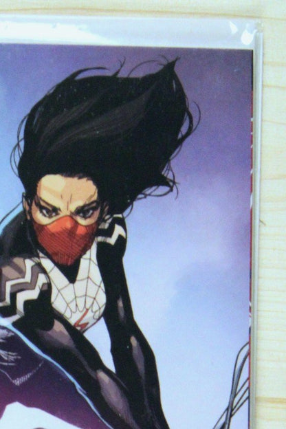 Marvel's Voices: Spider-Verse #1 – Marvel (2023) 9.6 NM+ "Secret Wars" Battleworld