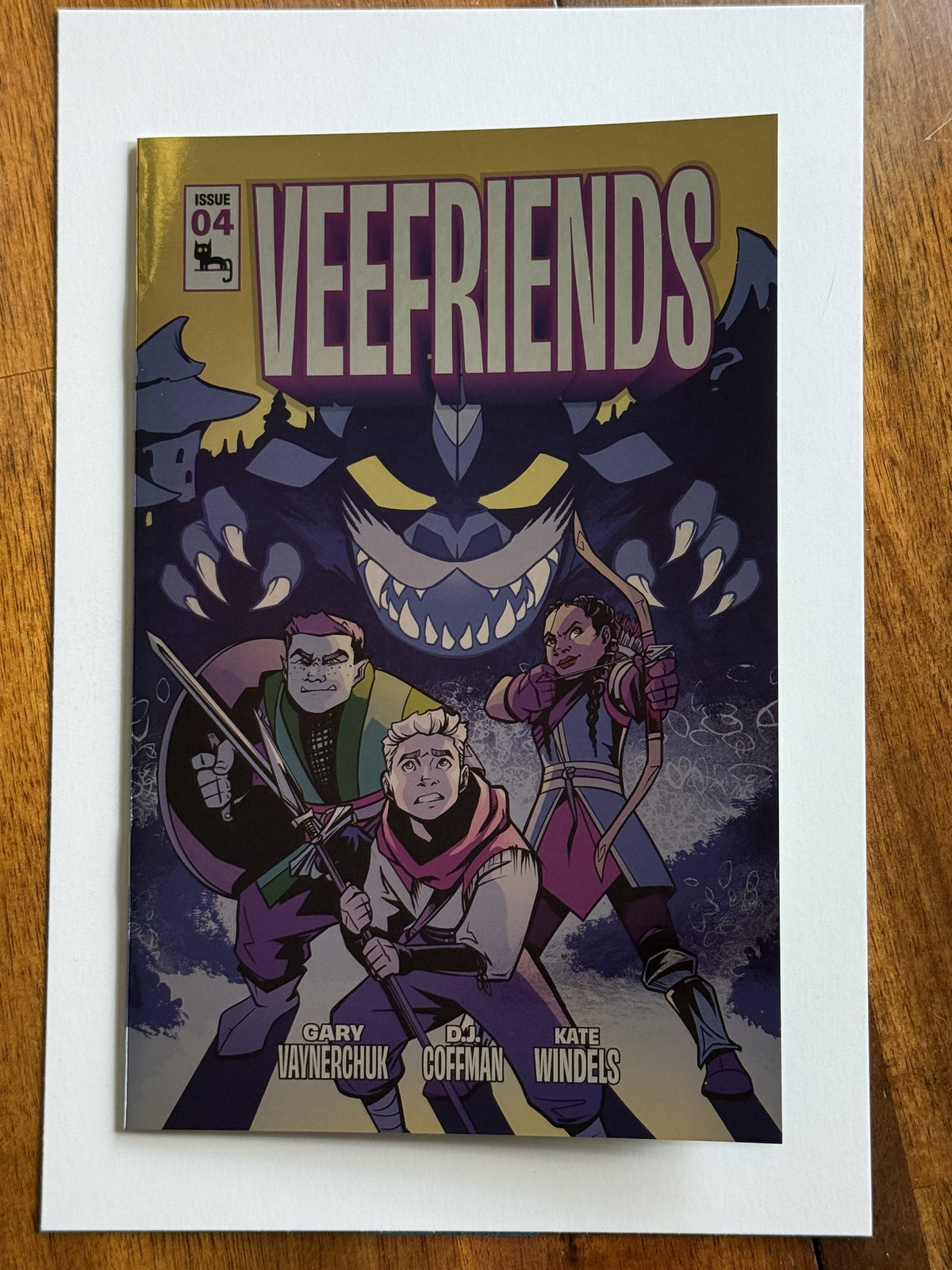 VeeFriends #4 Holographic /99 Holo – (2025) 9.2 NM-