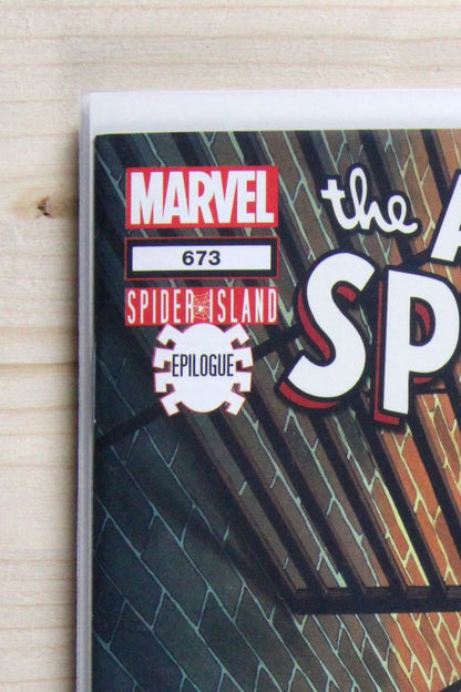 The Amazing Spider-Man #673 – Marvel (2012) 9.4 NM Spider-Island