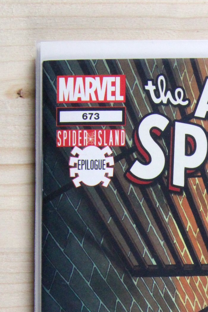 The Amazing Spider-Man #673 – Marvel (2012) 9.4 NM Spider-Island