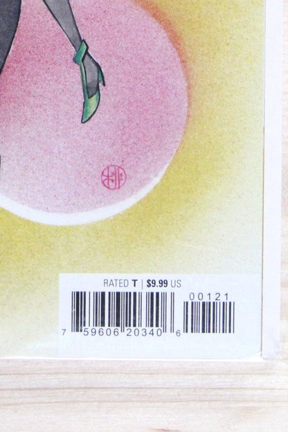 Giant-Size Gwen Stacy #1 – Marvel (2022) 9.6 NM+ Peach Momoko Variant