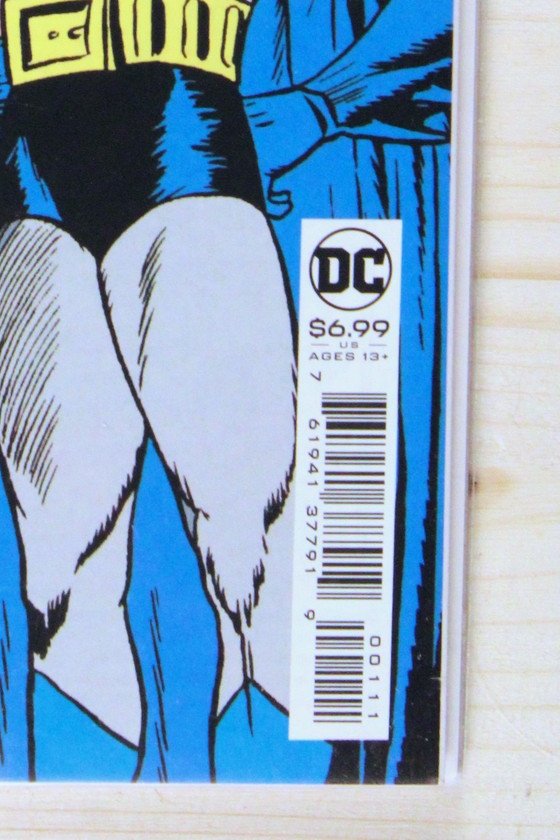 Detective Comics #38 – DC (2023) 9.6 NM+ Facsimile