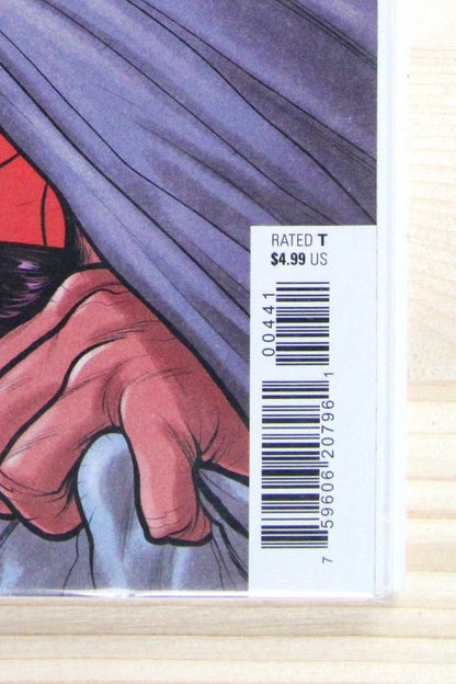 Ultimate Spider-Man #4 – Marvel (2024) 9.6 NM+ Torque Variant