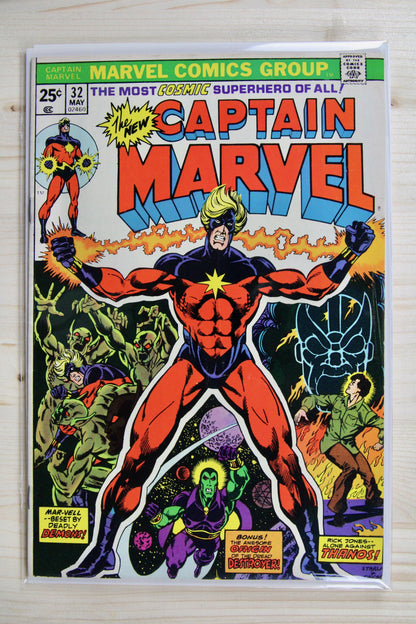 Captain Marvel #32 – Marvel (1974) 9.0 VF/NM Thanos War | Klaus Janson cover