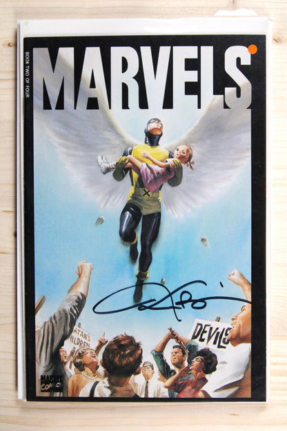 Marvels #2 – Marvel (1994) 9.4 NM Alex Ross art | Signed Alex Ross