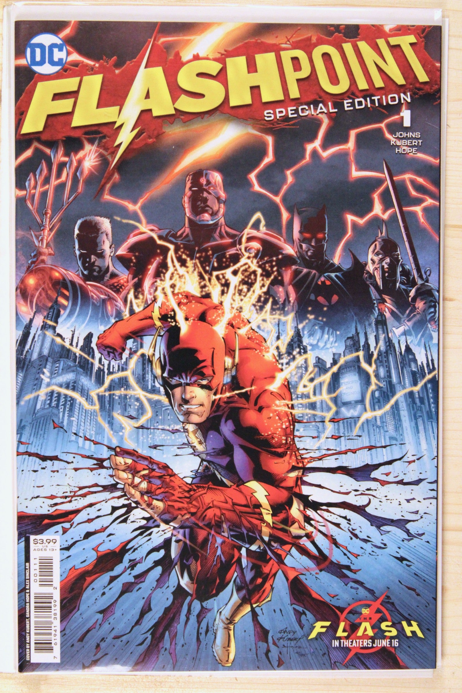 Flashpoint #1 – DC (2023) 9.6 NM+ "The Flash" Flashpoint | Geoff Johns story | Ivan Reis cover | Special Edition