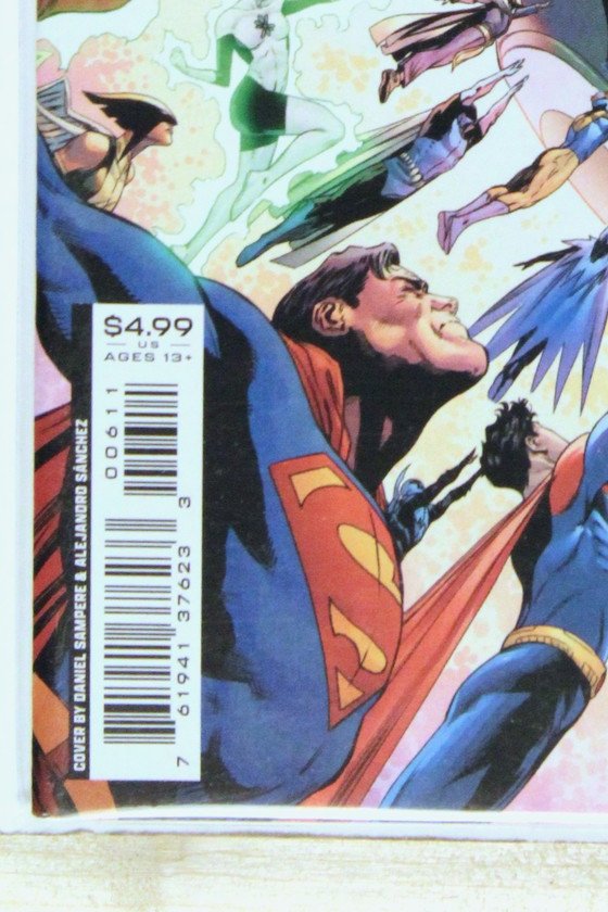 Dark Crisis on Infinite Earths #6 – DC (2022) 9.6 NM+