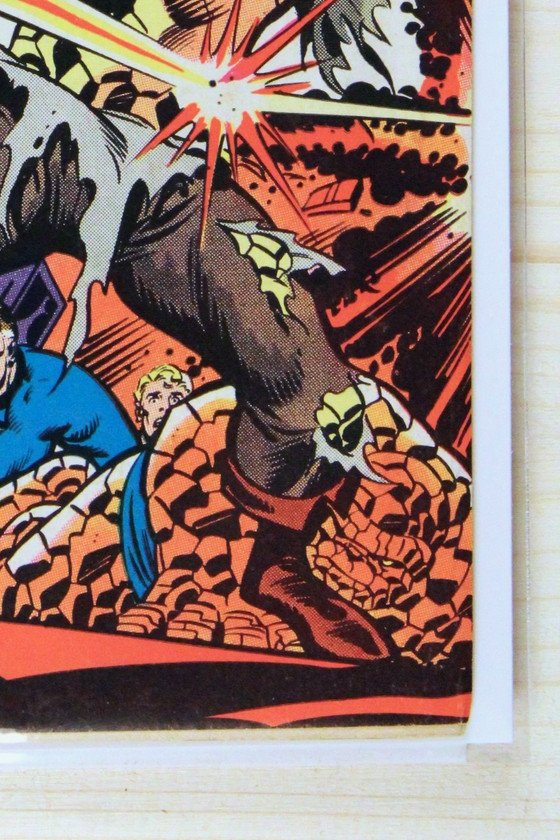 Fantastic Four #199 – Marvel (1978) 6.0 FN Joe Sinnott cover | Newsstand Edition