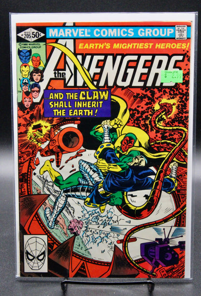The Avengers : Shadow Of The Claw! #205 – Marvel (1981)