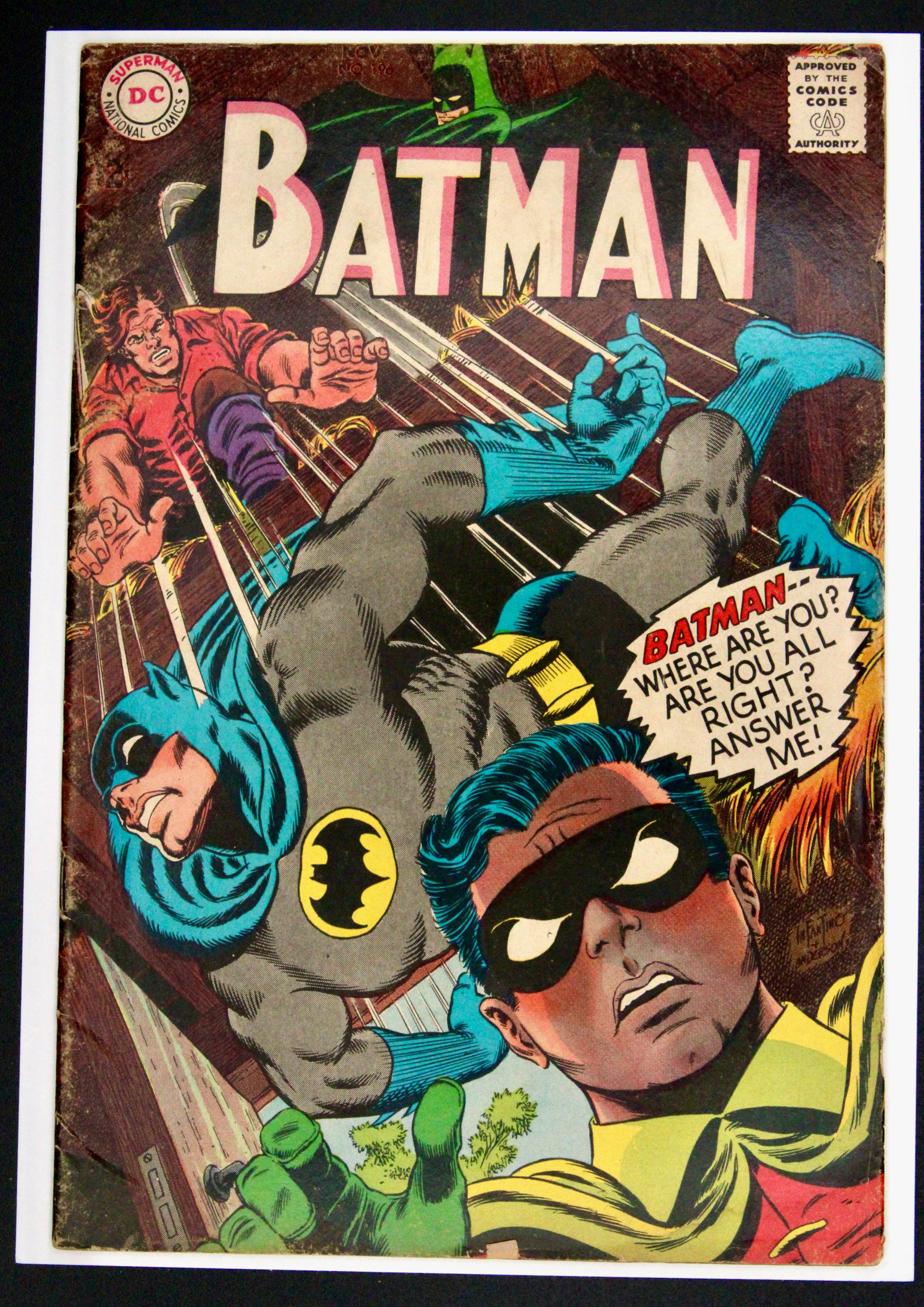 Batman : The Psychic Super-Sleuth!; The Purloined Parchment Puzzle #196 – DC Comics (1967) VG Box14