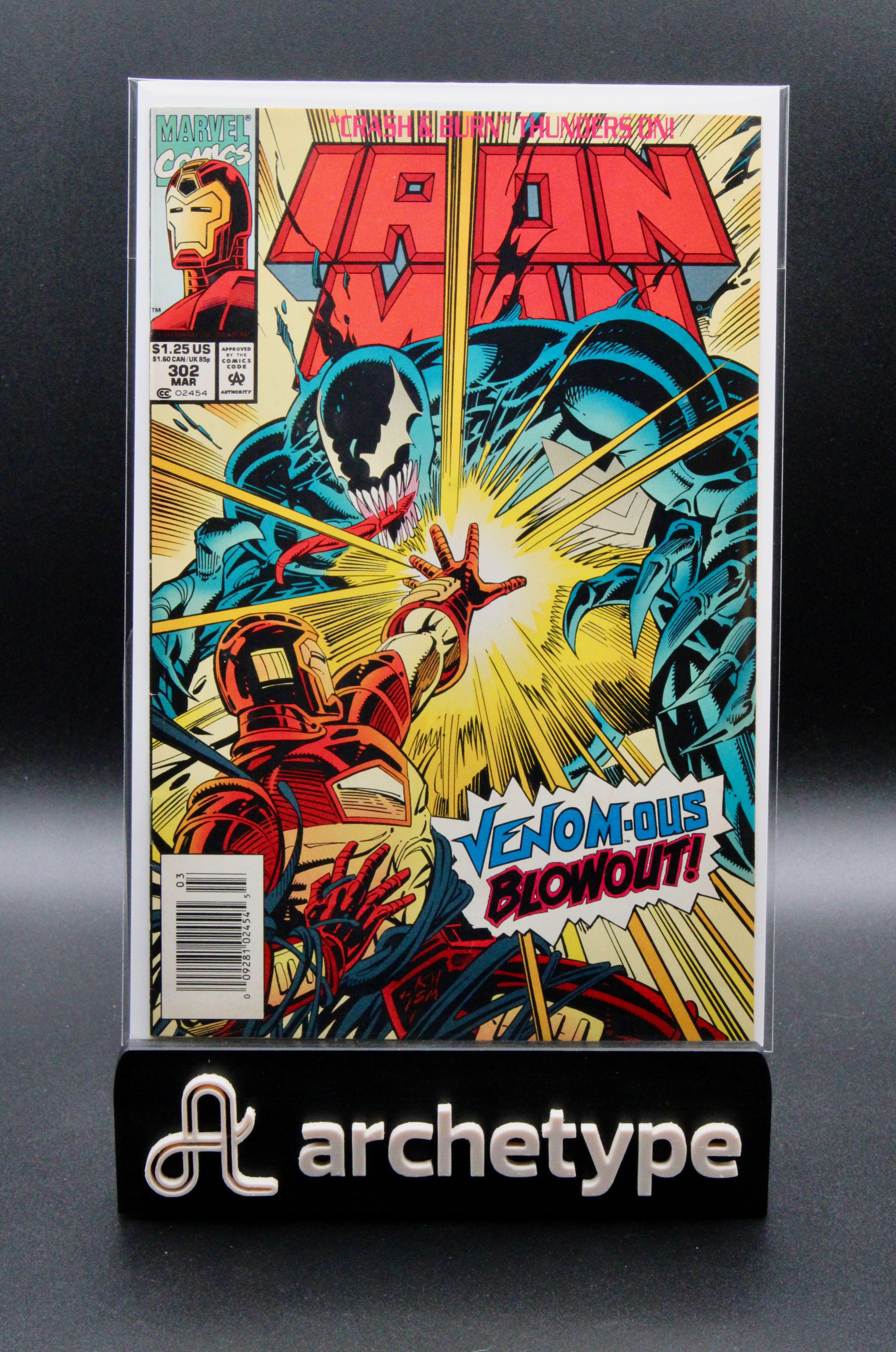 Iron Man #302  – Marvel (1994) vs Venom Newsstand