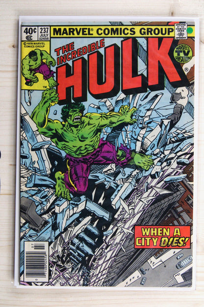 The Incredible Hulk #237 – Marvel (1979) 8.5 VF+ Newsstand Edition
