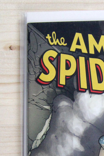 The Amazing Spider-Man #669 – Marvel (2011) 9.4 NM Spider-Island