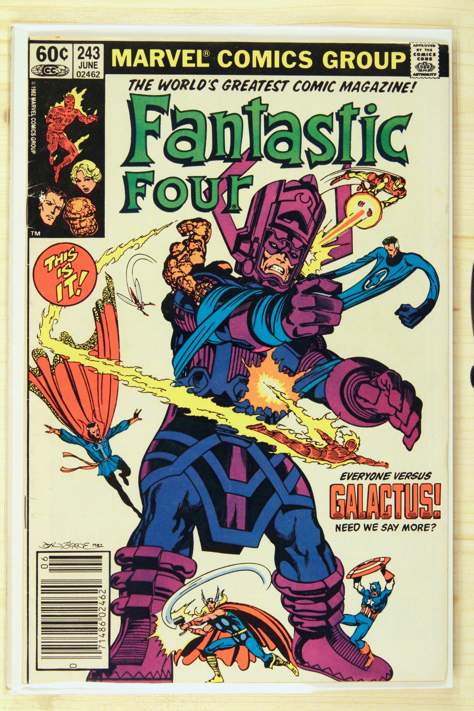 Fantastic Four #243 – Marvel (1982) 7.5 VF- John Byrne story | Newsstand Edition