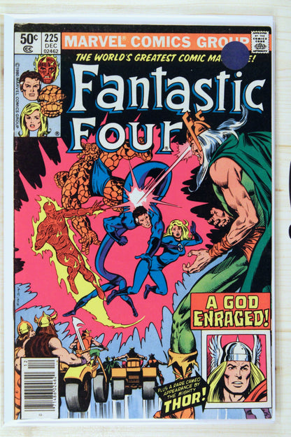 Fantastic Four #225 – Marvel (1980) 7.5 VF- Joe Sinnott cover | Newsstand Edition