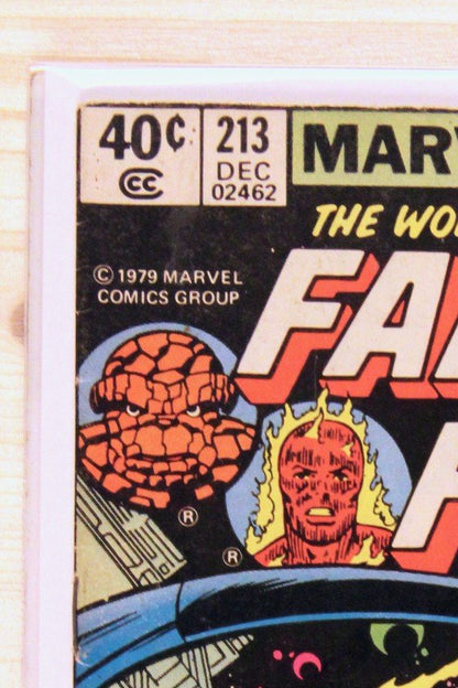 Fantastic Four #213 – Marvel (1979) 5.0 VG/FN Joe Sinnott | John Byrne art | Newsstand Edition