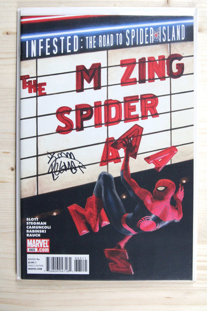 The Amazing Spider-Man #665 – Marvel (2011) 9.4 NM Spider-Island | Signed