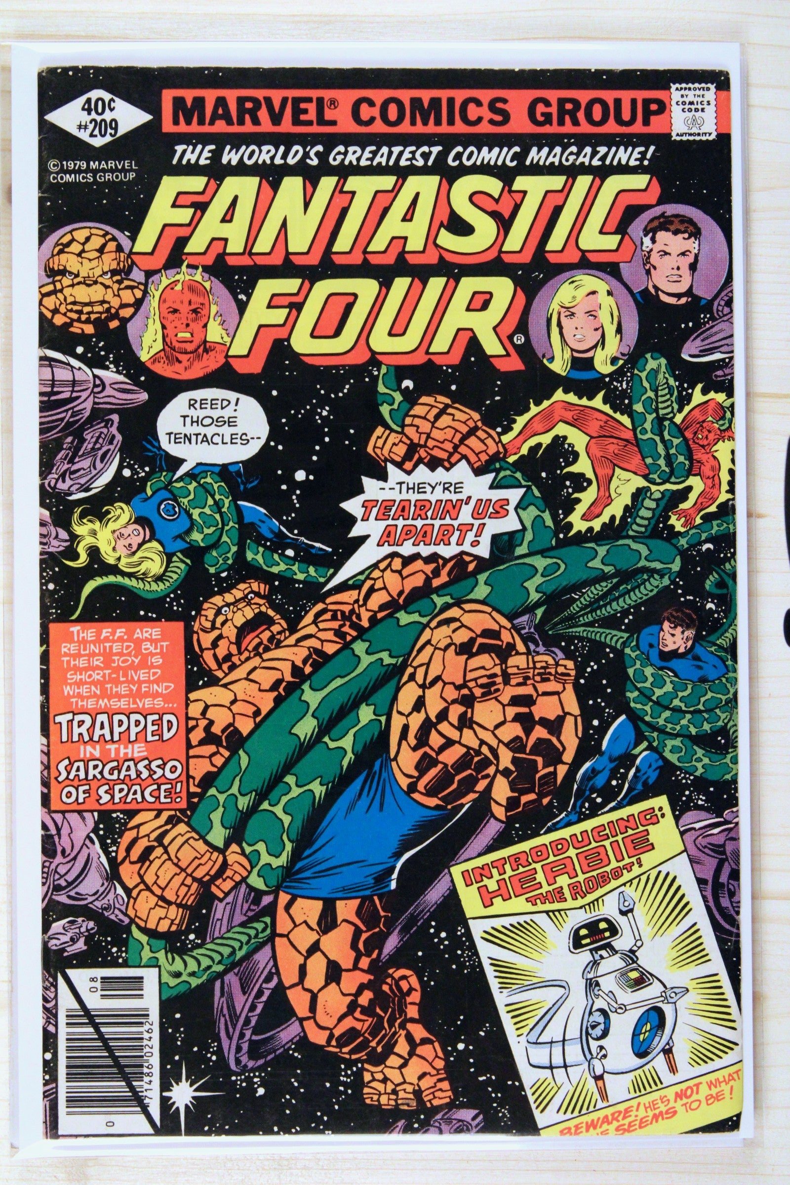 Fantastic Four #209 – Marvel (1979) 7.0 FN/VF Xandarian-Skrull War | Joe Sinnott art | John Byrne art