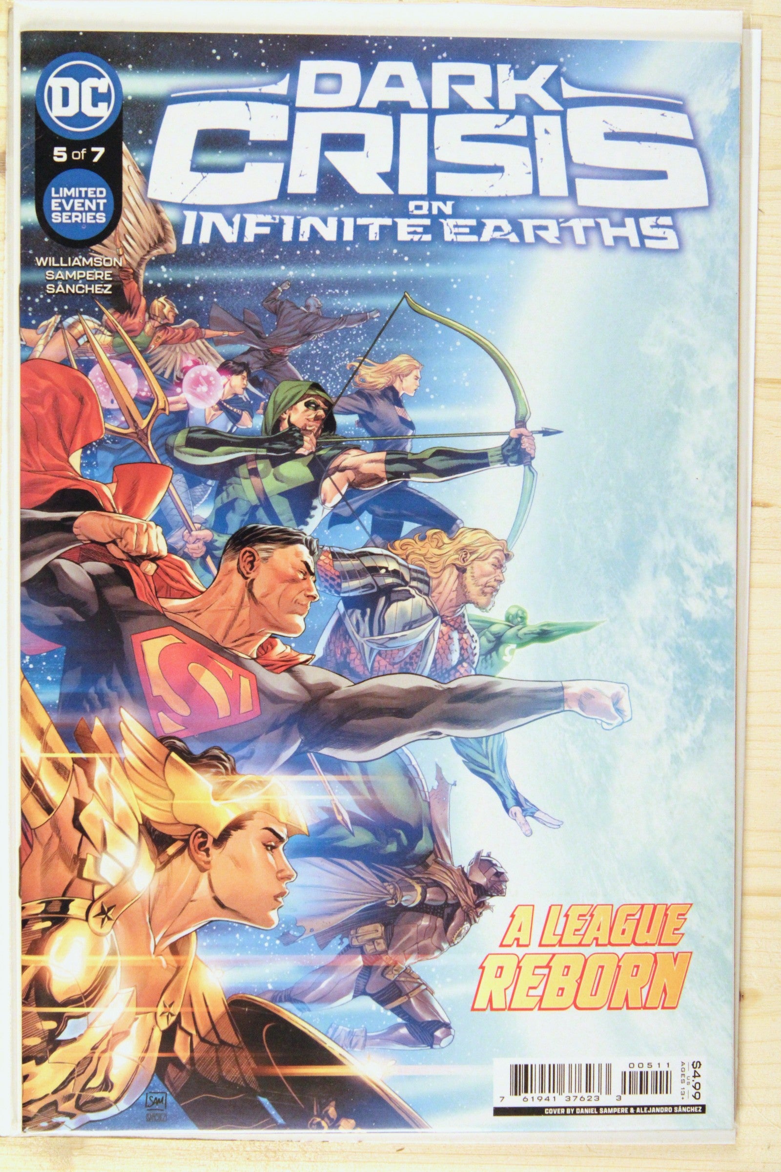 Dark Crisis on Infinite Earths #5 – DC (2022) 9.6 NM+