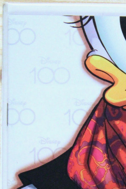 Ms. Marvel #1 – Marvel (2023) 9.6 NM+ Disney 100 Variant